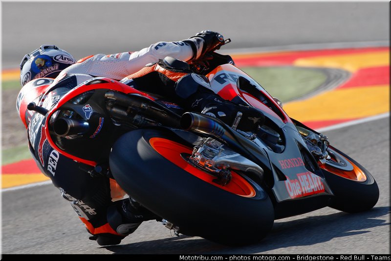 motogp_pedrosa_026_espagne_aragon_2011
