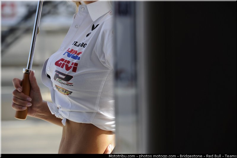 motogp_pitbabe_001_espagne_aragon_2011