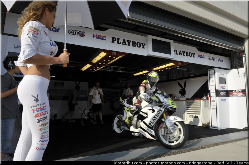 motogp_pitbabe_006_espagne_aragon_2011