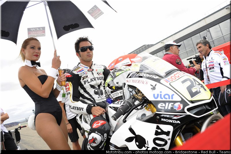 motogp_pitbabe_010_espagne_aragon_2011