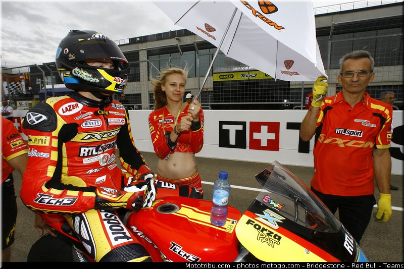 motogp_pitbabe_040_espagne_aragon_2011