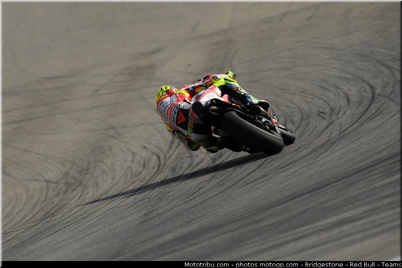 motogp_rossi_005_espagne_aragon_2011