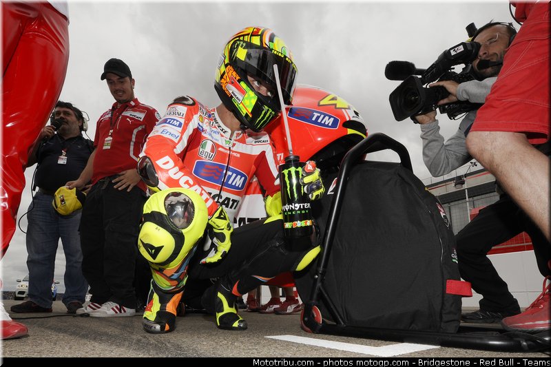 motogp_rossi_008_espagne_aragon_2011