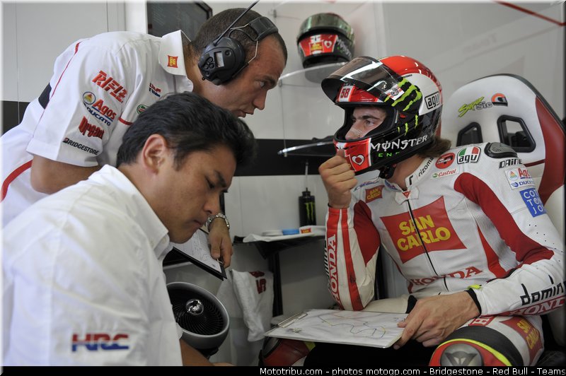 motogp_simoncelli_011_espagne_aragon_2011