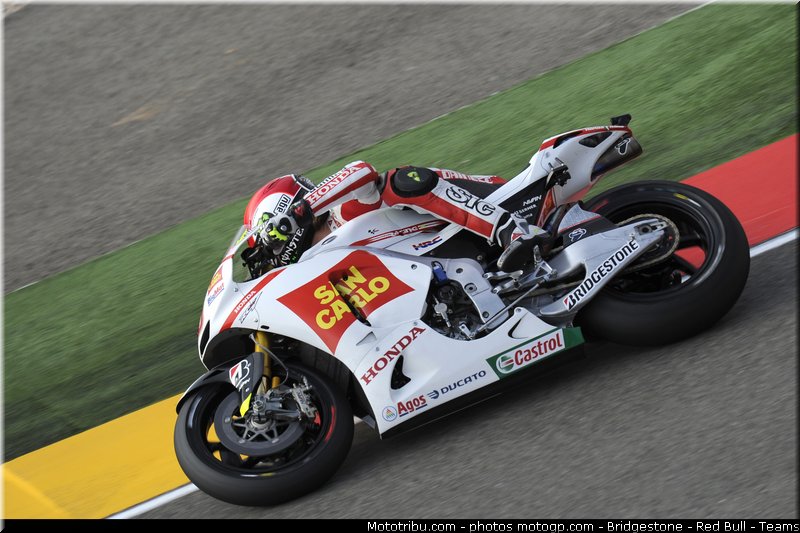 motogp_simoncelli_017_espagne_aragon_2011