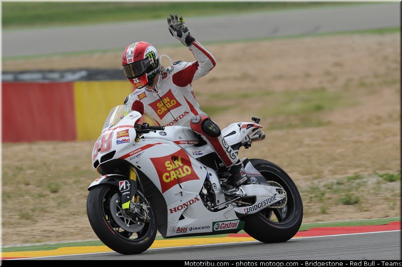 motogp_simoncelli_033_espagne_aragon_2011