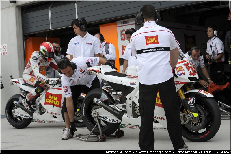 motogp_simoncelli_034_espagne_aragon_2011