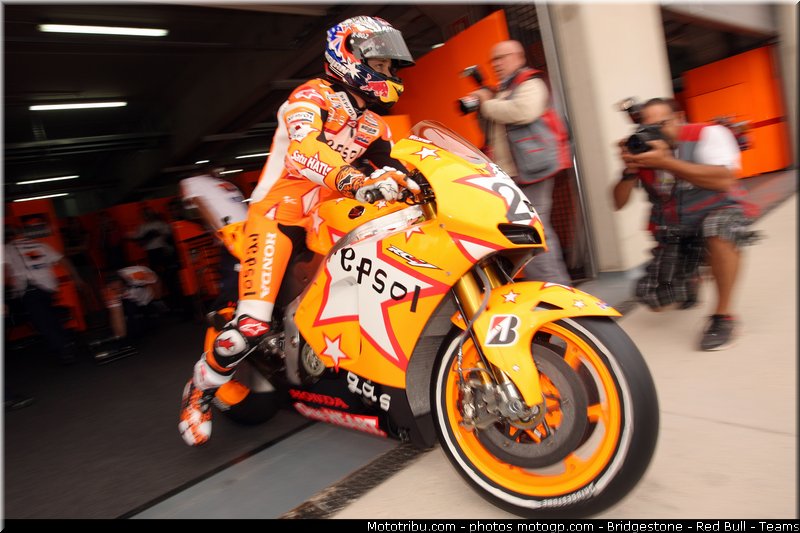 motogp_stoner_008_espagne_aragon_2011