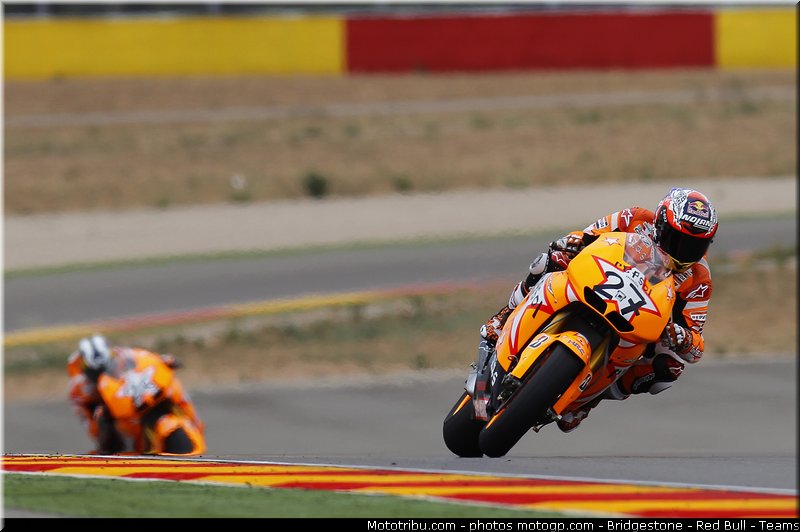 motogp_stoner_010_espagne_aragon_2011