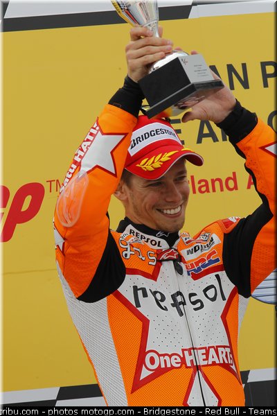motogp_stoner_018_espagne_aragon_2011