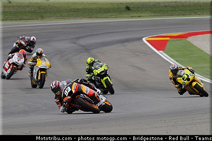 moto2_012_espagne_aragon_2011.jpg