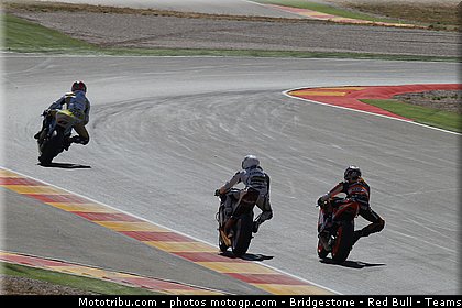 moto2_020_espagne_aragon_2011.jpg