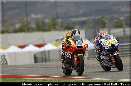 moto2_021_espagne_aragon_2011.jpg