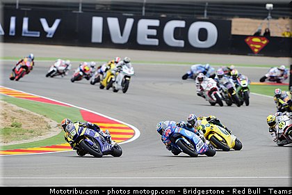 moto2_022_espagne_aragon_2011.jpg