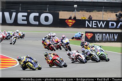 moto2_023_espagne_aragon_2011.jpg