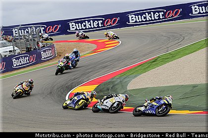 moto2_029_espagne_aragon_2011.jpg