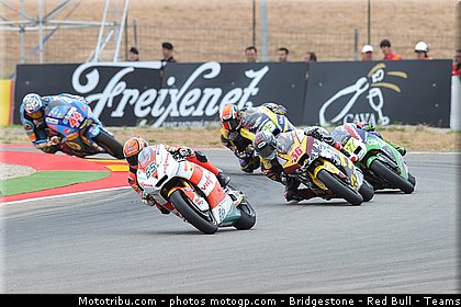 moto2_051_espagne_aragon_2011.jpg
