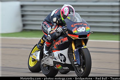 moto2_espargaro_a_002_espagne_aragon_2011.jpg