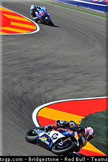 moto2_espargaro_a_009_espagne_aragon_2011.jpg