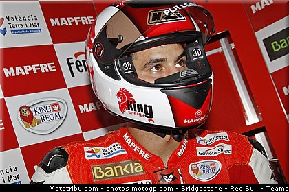 moto2_fores_001_espagne_aragon_2011.jpg