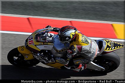 moto2_kallio_001_espagne_aragon_2011.jpg