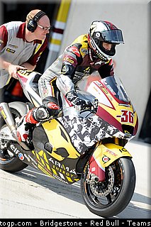 moto2_kallio_008_espagne_aragon_2011.jpg