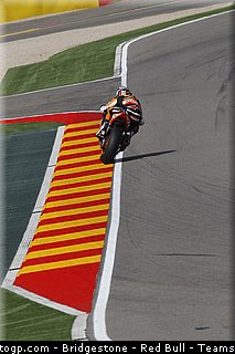 moto2_marquez_032_espagne_aragon_2011.jpg