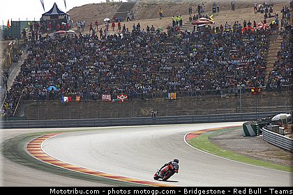 moto2_marquez_043_espagne_aragon_2011.jpg