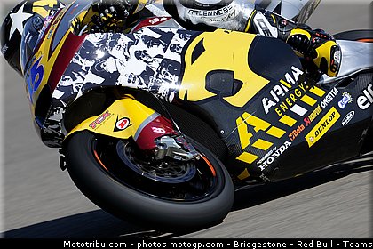 moto2_redding_001_espagne_aragon_2011.jpg