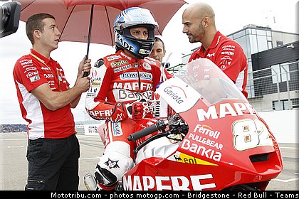 moto2_rosell_008_espagne_aragon_2011.jpg