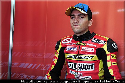 moto2_simeon_001_espagne_aragon_2011.jpg