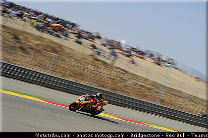moto2_simeon_018_espagne_aragon_2011.jpg