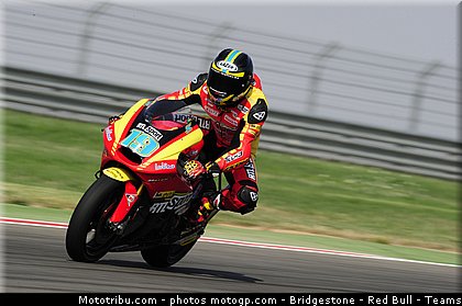 moto2_simeon_021_espagne_aragon_2011.jpg