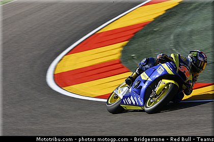 moto2_smith_003_espagne_aragon_2011.jpg
