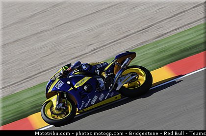 moto2_smith_006_espagne_aragon_2011.jpg