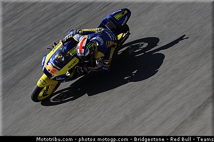 moto2_smith_008_espagne_aragon_2011.jpg