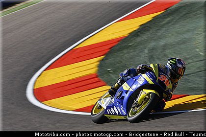 moto2_smith_009_espagne_aragon_2011.jpg