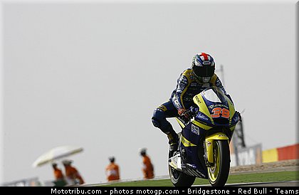 moto2_smith_020_espagne_aragon_2011.jpg