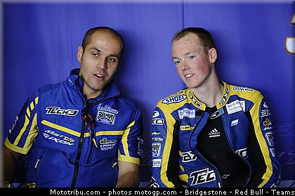 moto2_smith_023_espagne_aragon_2011.jpg