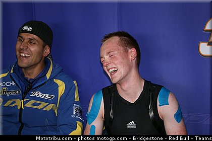 moto2_smith_026_espagne_aragon_2011.jpg