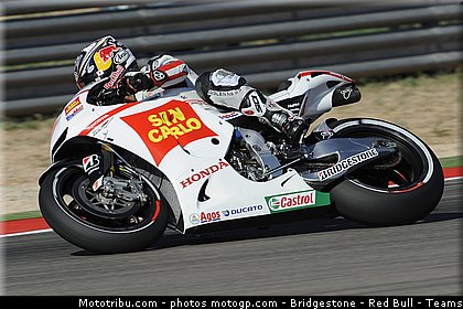 motogp_aoyama_001_espagne_aragon_2011.jpg