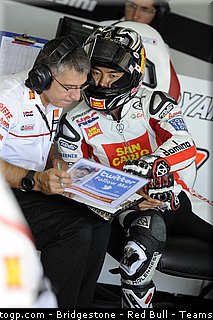 motogp_aoyama_006_espagne_aragon_2011.jpg