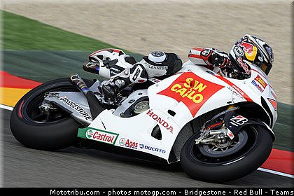 motogp_aoyama_009_espagne_aragon_2011.jpg