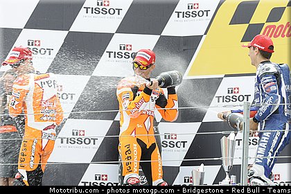 motogp_bridgestone_026_espagne_aragon_2011.jpg