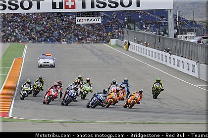 motogp_bridgestone_028_espagne_aragon_2011.jpg