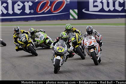 motogp_bridgestone_032_espagne_aragon_2011.jpg