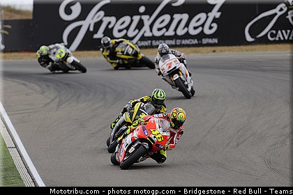 motogp_bridgestone_036_espagne_aragon_2011.jpg