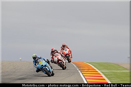 motogp_bridgestone_039_espagne_aragon_2011.jpg