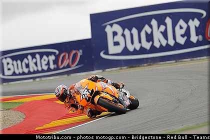 motogp_bridgestone_040_espagne_aragon_2011.jpg