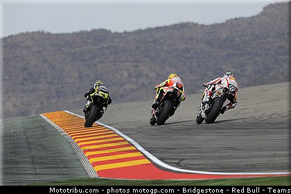 motogp_bridgestone_043_espagne_aragon_2011.jpg